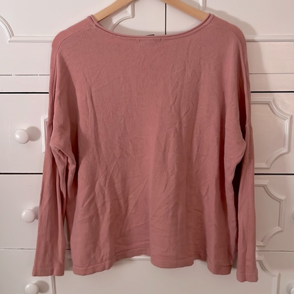 Pink H&M Sweater Size Small - Picture 4 of 4